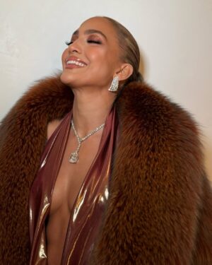 Jennifer Lopez Instagram - 🤎✨🤎