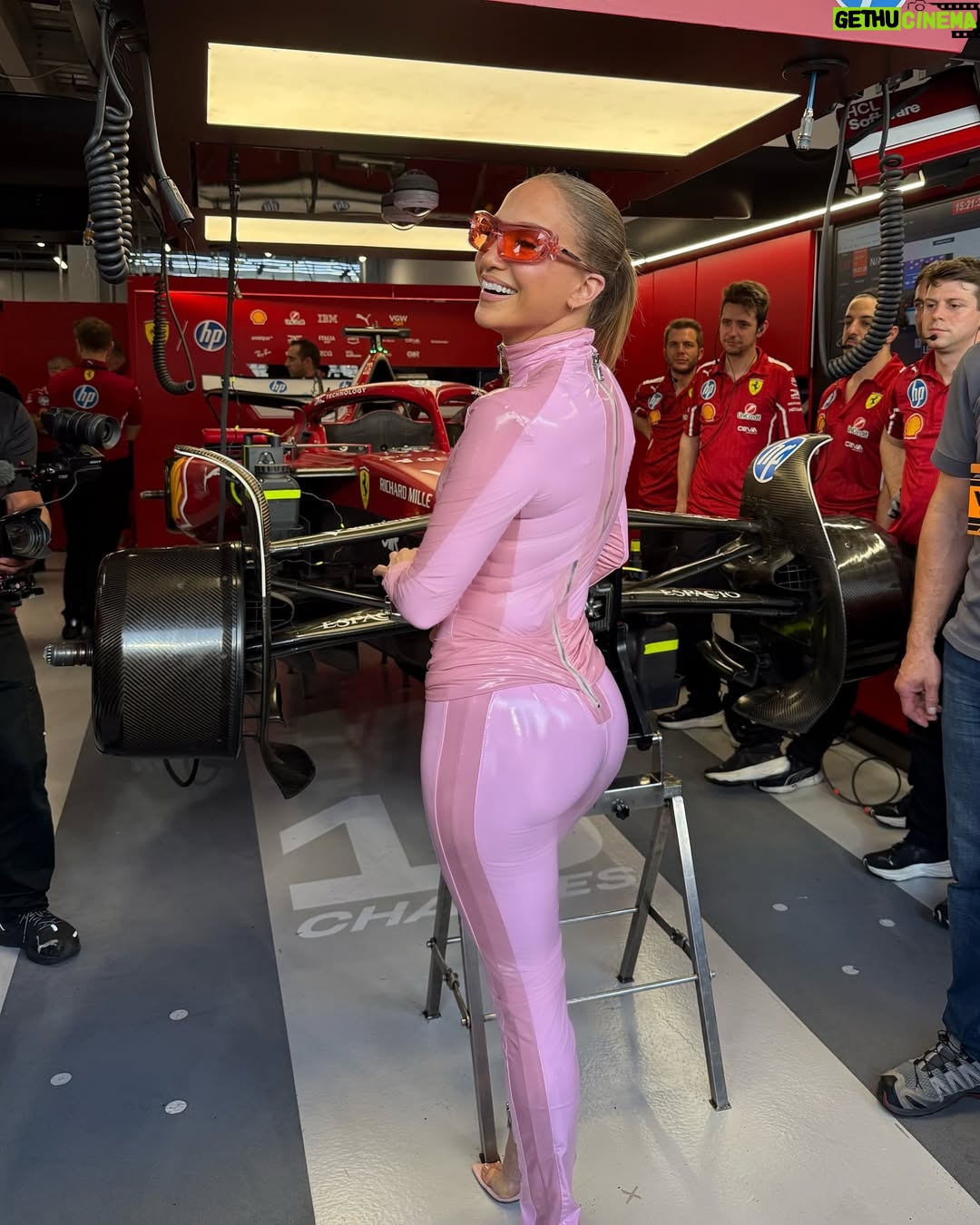 Jennifer Lopez - 897.9K Likes - Bringing a little sparkle to F1 💖 #JLoLiveIn2025
