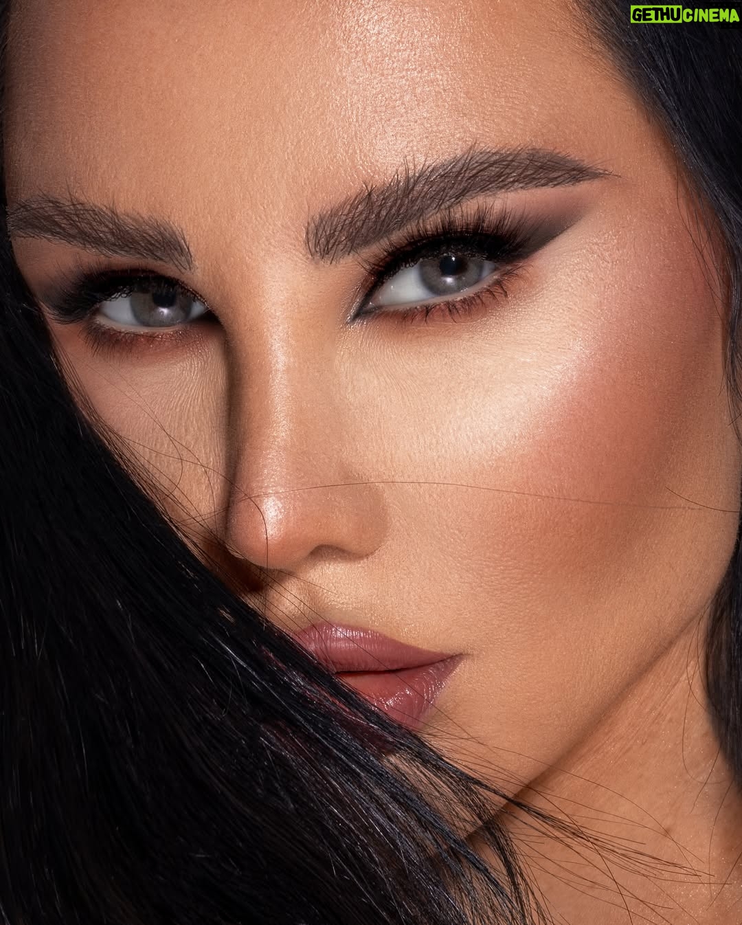 Jenny Esber - 17.3K Likes - Happy eid🌸
Star @jennyesber 
Mua @samerbreitaaofficial 
Hair @joeraad_salon