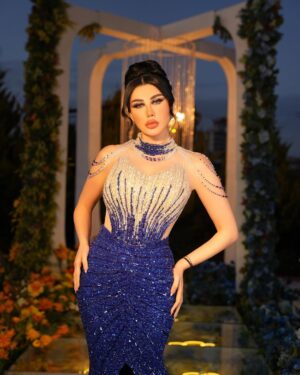 Jenny Esber Instagram - جميلة الدراما السورية الفنانة جيني اسبر  بأجمل طلة من حمص 
التسريحة بتوقيع يوسف المبدع 
@yousef_a_hamoud 
الفستان الجميل من اجمل دار ازياء بحمص 
@evedress2023 
التصوير الاكتر من رأئع تصوير الفنان 
@salm_a_alajoz_photography 
تنظيم الديكور  الفخم والاكثر من رائع اقوى شركة تنظيم بسوريا 
@massaya_flowers 
واخيرا المكياج بتوقيعي 
#makeup #hairstylist #model #moda #dress #fashion #likesforlike #beautiful #beauty #fyp #explore #dubai #syria #مشاهير_الانستقرام #مشاهير_الدراما_السورية #نجوم #نجوم_الفن #درما #الدراما_السورية #جيني_اسبر #مكياج_العيد #فستان #فساتين_مناسبات