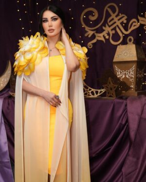 Jenny Esber Instagram - عيد مبارك عالجميع يارب الخير والصحة وراحة البال
:
@majdmansourfashion
@johnysouleiman
@sd.videocreator
@fratelli_resto
:
#jennyesber #عيد_مبارك #كل_عام_وانتم_بخير #سوريا🇸🇾 #لبنان🇱🇧 #مصر🇪🇬 #الاردن🇯🇴 #العراق🇮🇶 #اليمن🇾🇪 #السعودية🇸🇦 #الجزائر🇩🇿 #البحرين🇧🇭 #الكويت🇰🇼 #قطر🇶🇦 #المغرب🇲🇦 #تونس #ليبيا🇱🇾 #السودان🇸🇩 #فلسطين🇵🇸✌️ #2024