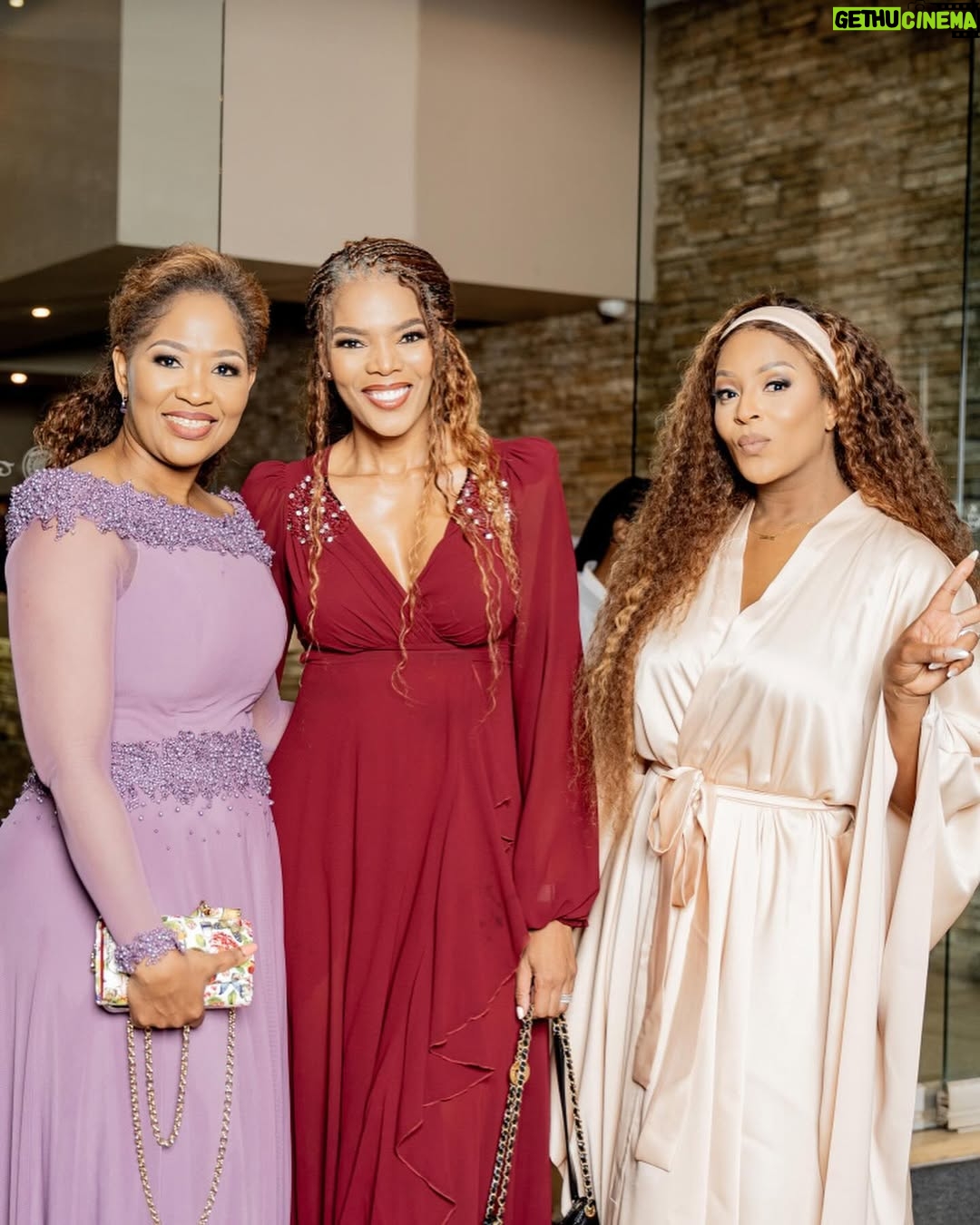 Jessica Nkosi - 48.2K Likes - Our beautiful HRH Queen LaNgangaza 🇸🇿❤️
 🇸🇿 @carolngangaza 👑
What a pleasure and honour it was to meet you. 
Was so nervous to meet you because how do I greet you? Are we allowed to hug 😂😂😂

You are a phenomenal woman Nkhosi ❤️
Thank you for your hospitality, your welcoming and loving spirit. 
You feel like home… Warm, loving and hearty. So graceful and poised… Getting to know you and the woman you are and your love for God made me love you even more. May God continue to bless you in every way. 
Thank you ❤️