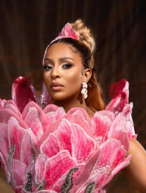 Jessica Nkosi Instagram - @scholtzruberto it’s always an honour to wear your pieces. I will always be in awe of your talent. It is God given ❤️🙌🏽 May God continue to show Himself through your work ❤️
Thank you again for creating this visually striking dress 💫✨ Thank you to your whole team… RS 🙌🏽
I felt beautiful and powerful in it.
I love you so much!!!
📸: @allkinds.pictures