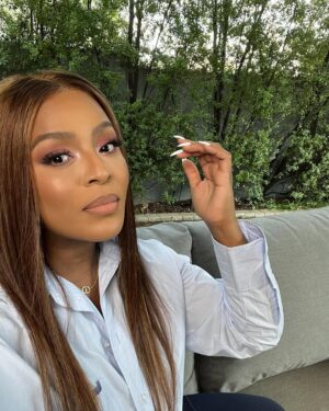 Jessica Nkosi Instagram - Sanibonani ❤️
Makeup: @bk_makeupartist