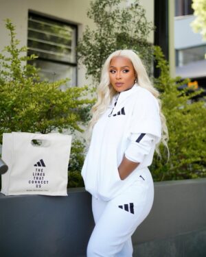 Jessica Nkosi Instagram - Happy Sunday 🤍
The new Z.N.E range by @adidasza … Love it 🤍 Obsessed with it 🤍