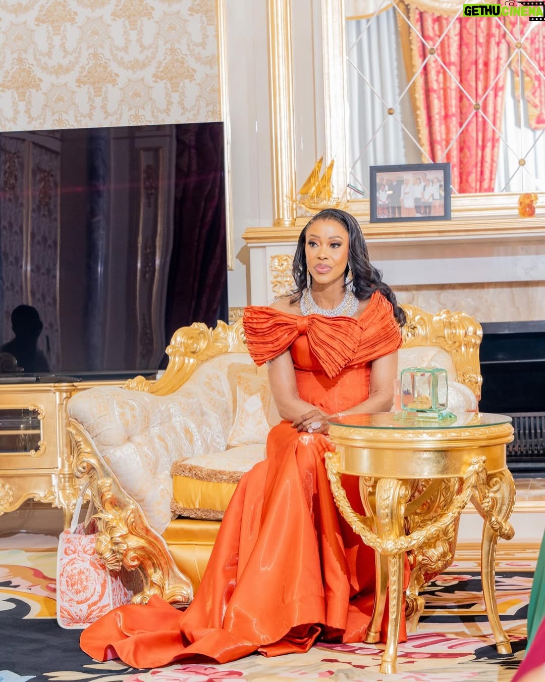 Jessica Nkosi - 48.2K Likes - Our beautiful HRH Queen LaNgangaza 🇸🇿❤️
 🇸🇿 @carolngangaza 👑
What a pleasure and honour it was to meet you. 
Was so nervous to meet you because how do I greet you? Are we allowed to hug 😂😂😂

You are a phenomenal woman Nkhosi ❤️
Thank you for your hospitality, your welcoming and loving spirit. 
You feel like home… Warm, loving and hearty. So graceful and poised… Getting to know you and the woman you are and your love for God made me love you even more. May God continue to bless you in every way. 
Thank you ❤️