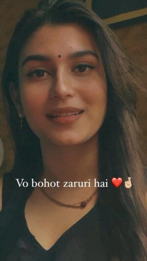 Jhalak Verma Instagram - Samjhe !! š„°š¤š¼š©·
.
.
.
.
#jhalaksoni #ownvoice #explorepage #thoughts #explore #shayari #shayarilover #relatable #relationshipgoals #lovequotes #pyaar #reelsinstagram #feelings #love
