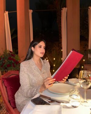 Jihane Kidari Instagram - Birthday photo dump ! 🤩🎊🤍🎂
#jihanekidari #jihane_kidari #birthdaygirl #birthdaysurprise #جيهان_كيداري