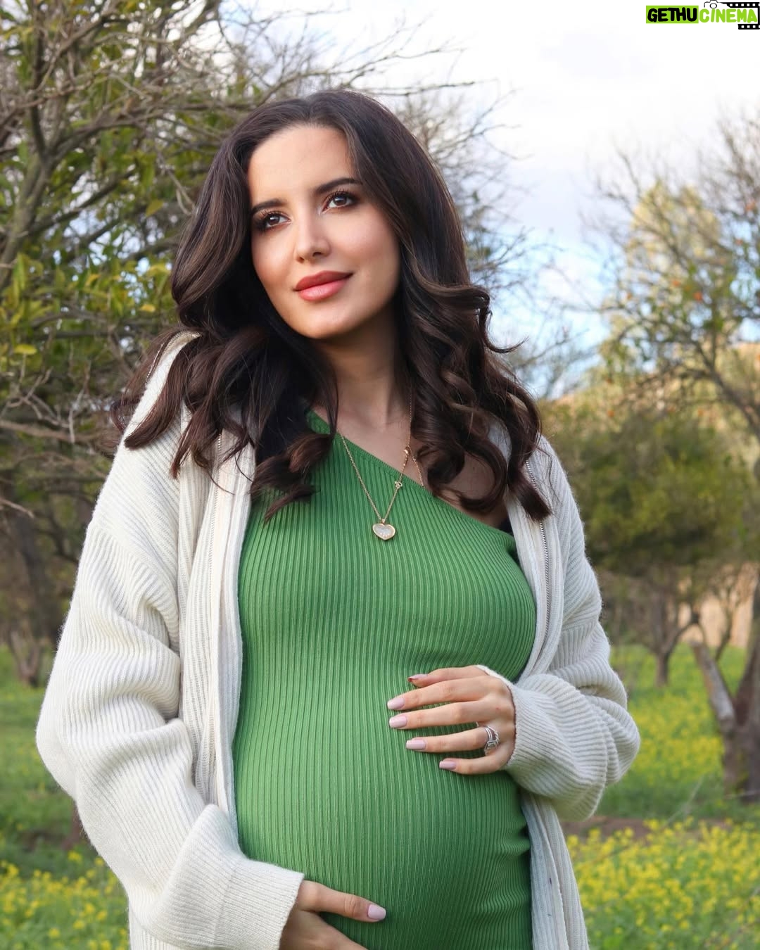 Jihane Kidari - 365.9K Likes - أصعب و أجمل 9 شهور فحياتي 🤍🤰🏻👼🏻 الحمد لله و الشكر لله 🙏🏽🤍
#جيهان_كيداري #jihane_kidari