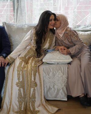 Jihane Kidari Instagram - بحال اليوم هادي عام 👰🏻‍♀️🤍✨
One year ago, I said YES 💍🤍
الله يفرح قلوب الجميع بأي حاجة باغيين يا ربي🤲🏼🤍

#جيهان_كيداري #jihanekidari  #jihane_kidari #sharinglove