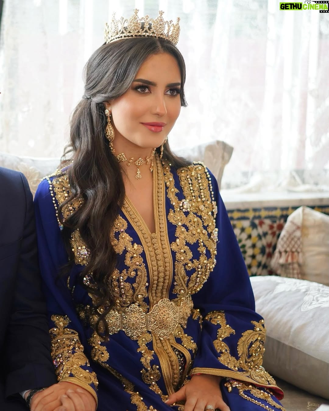 Jihane Kidari - 353K Likes - بحال اليوم هادي عام 👰🏻‍♀️🤍✨
One year ago, I said YES 💍🤍
الله يفرح قلوب الجميع بأي حاجة باغيين يا ربي🤲🏼🤍

#جيهان_كيداري #jihanekidari  #jihane_kidari #sharinglove