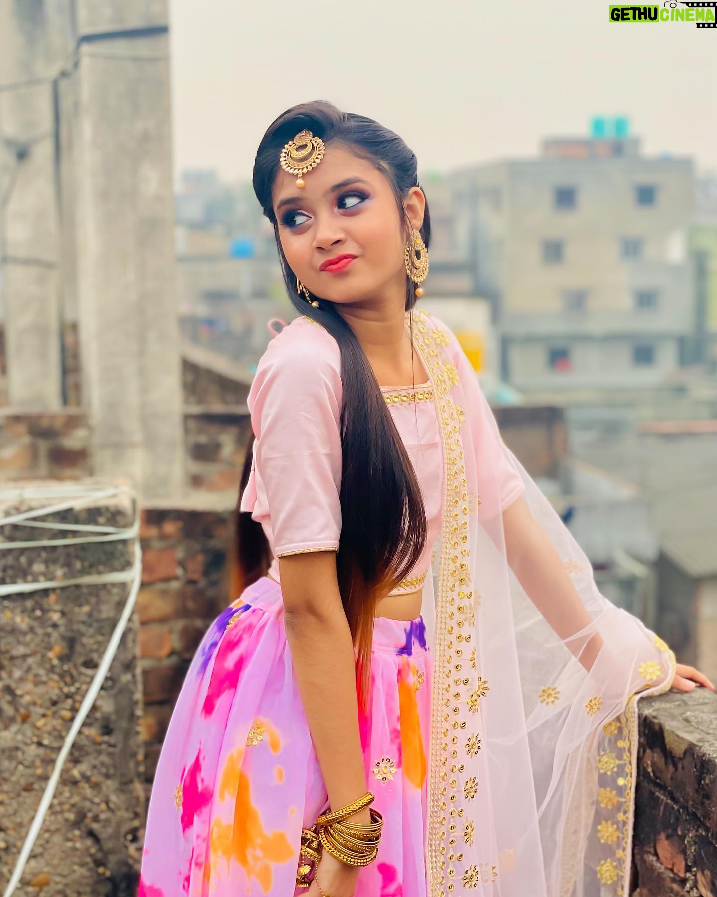 Jiya Khan - 55.3K Likes - I am Walking on the Never ending path of success... Regretting things won't fix them back♋ So Smile and Shine 💫🎇
.
.
.
.
.
.
.
.
.
outfit- @indianoutfit07