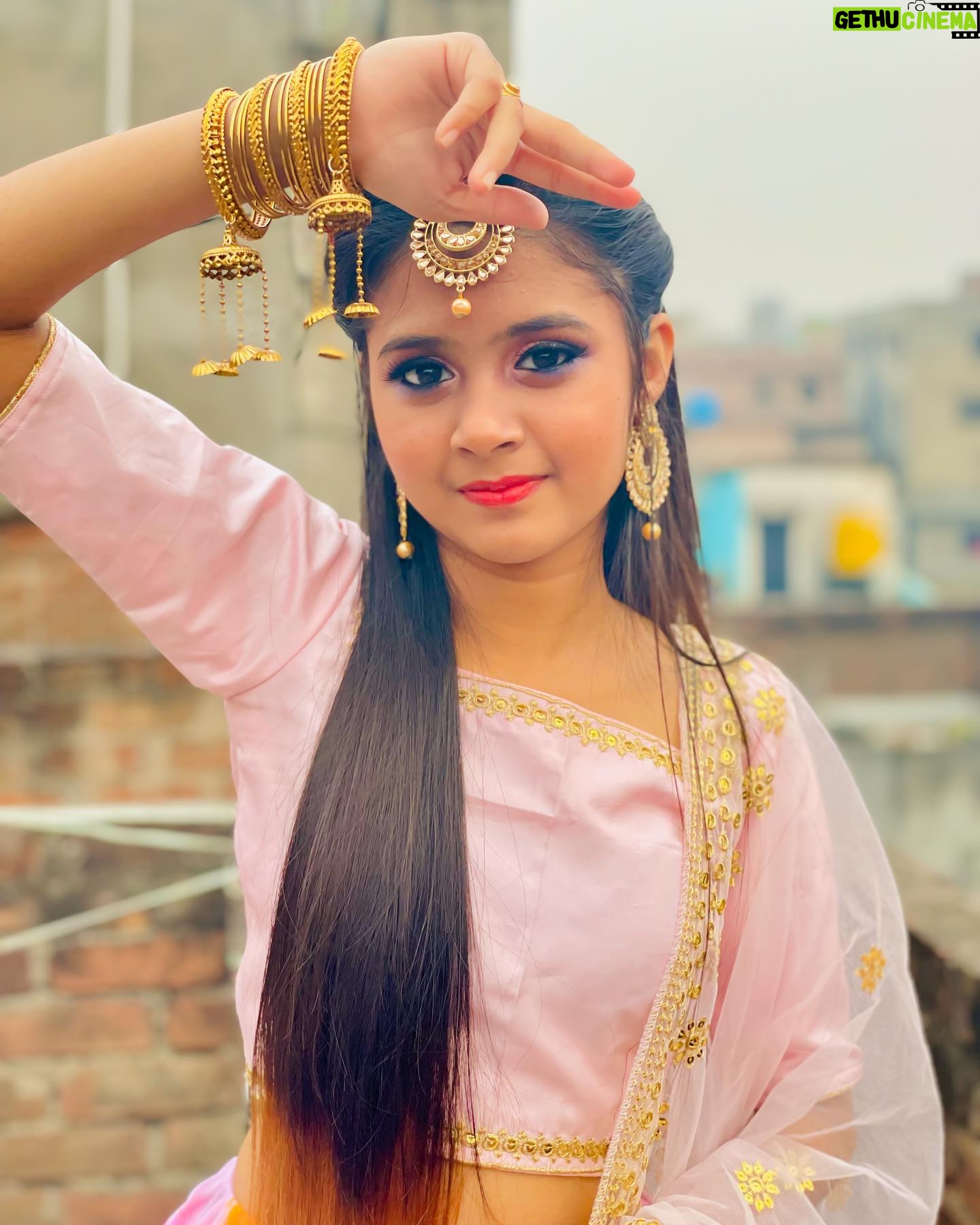 Jiya Khan - 55.3K Likes - I am Walking on the Never ending path of success... Regretting things won't fix them back♋ So Smile and Shine 💫🎇
.
.
.
.
.
.
.
.
.
outfit- @indianoutfit07
