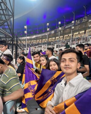Jiya Khan Instagram - Apki Favourite Team Konsi Hai?
.
.
.
.
.
.
#kkr #Rr #ipl2024