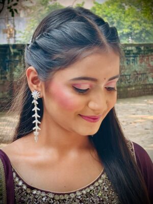 Jiya Rajput Instagram - Makeup by @raghav_makeover
.
.
.
.
.
.
#new #viralreels #viral #virałpost #support #lovee #foryou #instagrow #instagram #pyarrrrrrr❤️🌎 #lehngalove❤️ #saddgi💞🥰❤️🙈💕 #raghavmakeover
.
. .
Kesa lga ye look🧿🦋