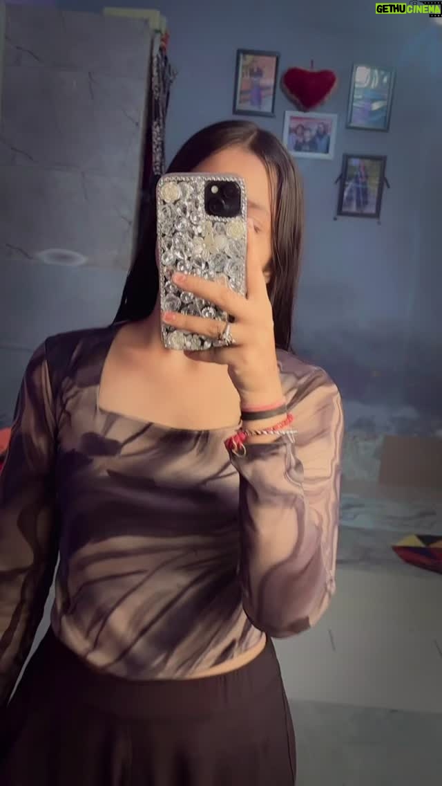 Jiya Rajput - 7.4K Likes - Thakur hai💪❌