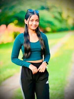 Jiya Rajput Instagram - Sidhi sadhi chori😅💪🖤
.
.
.
.
.
.
#new #newpost❤ #support #green #badmashi👊😒 #sidhisadhichori #badmash #viral #viralpost❤️