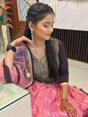 Jiya Rajput Instagram - Makeup by @raghav_makeover
.
.
.
.
.
.
#new #viralreels #viral #virałpost #support #lovee #foryou #instagrow #instagram #pyarrrrrrr❤️🌎 #lehngalove❤️ #saddgi💞🥰❤️🙈💕 #raghavmakeover
.
. .
Kesa lga ye look🧿🦋