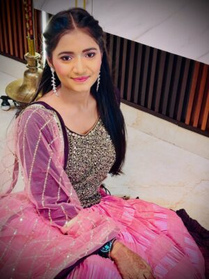 Jiya Rajput Instagram - Makeup by @raghav_makeover
.
.
.
.
.
.
#new #viralreels #viral #virałpost #support #lovee #foryou #instagrow #instagram #pyarrrrrrr❤️🌎 #lehngalove❤️ #saddgi💞🥰❤️🙈💕 #raghavmakeover
.
. .
Kesa lga ye look🧿🦋