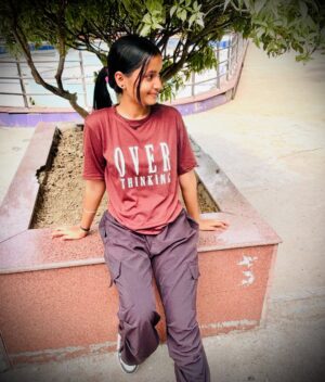 Jiya Rajput Instagram - Sidha sadha chora 💪❌🫵
@_jiiiyaaa__rajputt @rajputt_jiyaa #badmashi👊😒 #gangwar #don #newpost #viralpost❤️