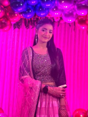 Jiya Rajput Instagram - Makeup by @raghav_makeover
.
.
.
.
.
.
#new #viralreels #viral #virałpost #support #lovee #foryou #instagrow #instagram #pyarrrrrrr❤️🌎 #lehngalove❤️ #saddgi💞🥰❤️🙈💕 #raghavmakeover
.
. .
Kesa lga ye look🧿🦋