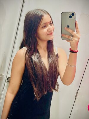 Jiya Rajput Instagram - Black🖤🫶
.
.
.
.
.
.
#new #viralpost❤️ #viral #insta #instagrow #instagram #blackdresses #blackee #foryou #pyarrrrrrr❤️
.
.kesa lga ye look🫣