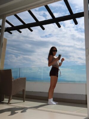 Jocelín Zuckerman Instagram - 24hrs en Nuevo Vallarta 🤘🏼🧚💘claro que tome más fotos, siempre hay más fotos🪐