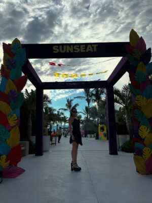 Jocelín Zuckerman Instagram - Después de mucho run run la siguiente parte del día SUNSEAT 🌅 que hermoso que divino💘🧚✨