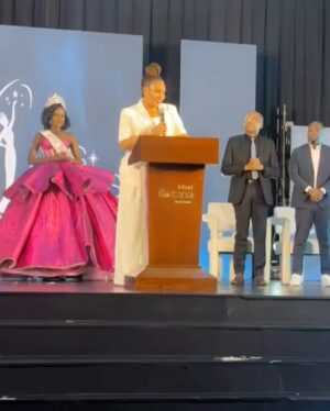 Jokate Mwegelo Instagram - Nilipata fursa ya kuhudhuria uzinduzi wa Miss Universe Tanzania 2025 ambapo kwasasa leseni ya kuendesha mashindano haya iko chini ya Dada yetu, mrembo wa siku zote @themillenmagese @millenprivelifestyle @basata.tanzania 🤍🤍🤍🤍🤍
Ilikuwa ni wakati mzuri pia wa kukutana na ndugu wa kwenye tasnia hii ya urembo nchini.
I see you @abigail_chams @martinkadindaofficial ❤️
PS; zingatia ujumbe scroll mpaka kwenye post ya mwisho 😁