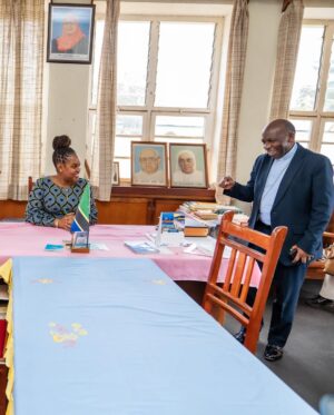 Jokate Mwegelo Instagram - MBINGA MBINGUNI ❤️
Asante sana Mhashamu Baba Askofu John Chrisostom Ndimbo, Askofu Wa Jimbo Katoliki la Mbinga kwa nafasi hii ya kushiriki ukarabati wa seminari yetu ya Likonde. Mungu ni mwema kila wakati!!!