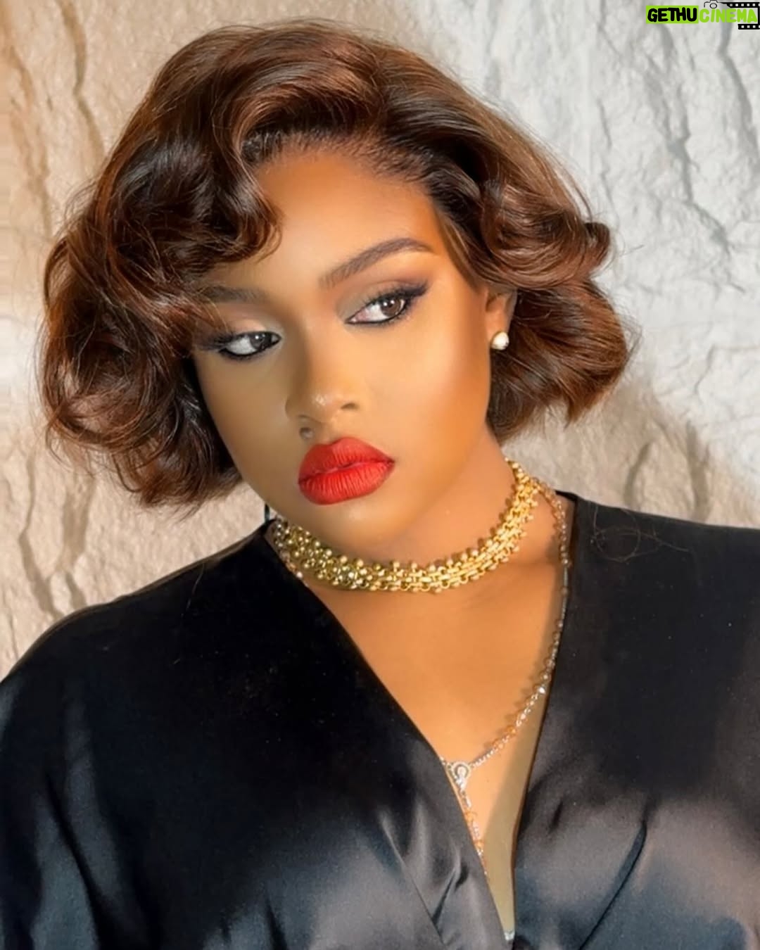 Jokate Mwegelo - 18.6K Likes - I couldn’t choose, help me choose 😮‍💨

ART by @makeupbyeddie_