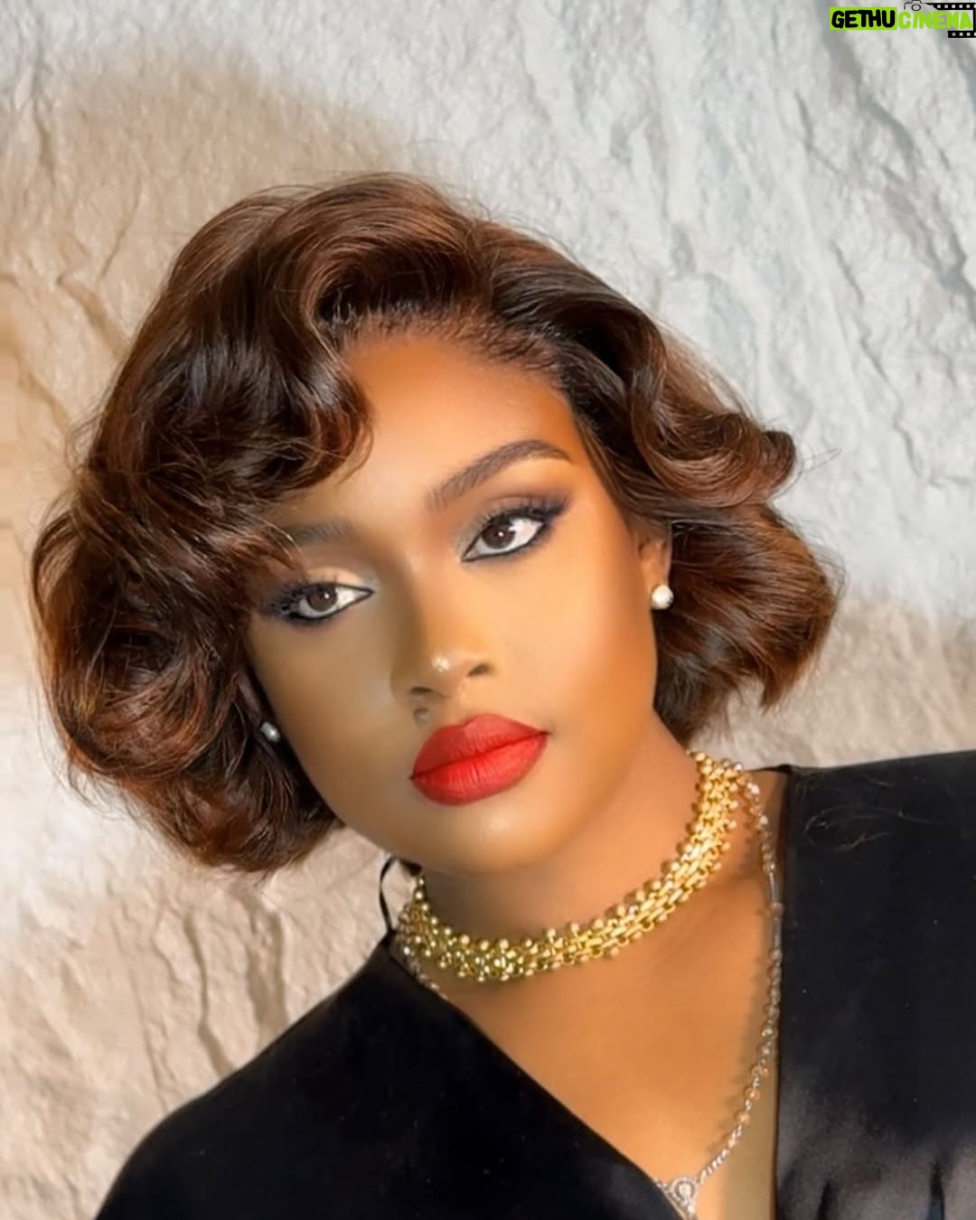 Jokate Mwegelo - 18.6K Likes - I couldn’t choose, help me choose 😮‍💨

ART by @makeupbyeddie_