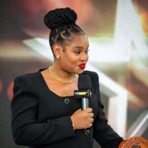 Jokate Mwegelo Instagram - Jana usiku nilipata fursa adhimu ya kuwa Mgeni Rasmi kwenye tuzo za kwanza na za ki historia za @yangasc_princess Awards Gala chini ya @yangasc kwa udhamini mkubwa wa @gsmgroupofcompanies
Pamoja na mengi niliyoyasema jana niliwasihi ndugu zangu @caamil_88 na @malza12 tucheze tu au mnasemaje ndugu zangu? Kiroho safi kabisa 😁