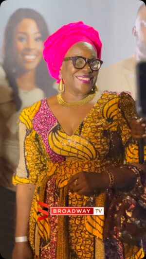 Joke Silva Instagram - Legendary @ajokesilva live at The Grand Celebration of 60 years on stage and the exclusive premiere of the movie Her Excellency
HONOURING @adebayo.salami
Distributed by @filmoneng
#broadwaytv #fyyp #viralpost