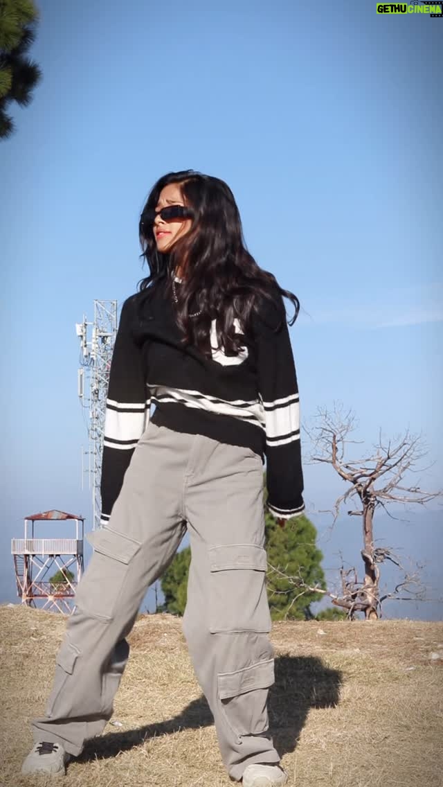 Jyoti Pilkhwal - 41.9K Likes - Kaali Bindi🖤
.
#jpians #jp_dancer #jyotipilkhwal #lost__girl__journeyy