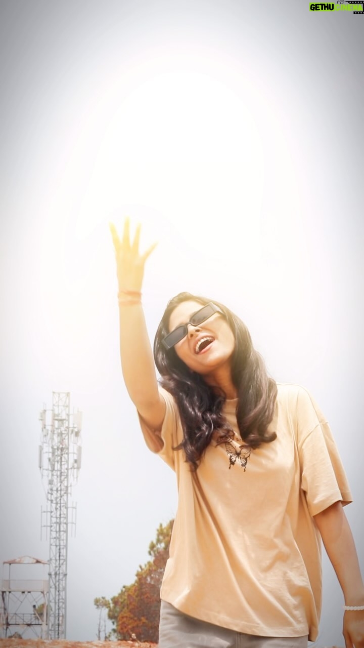 Jyoti Pilkhwal - 292.9K Likes - 😄❤️
.
#jpians #jp_dancer #jyotipilkhwal #lost__girl__journeyy