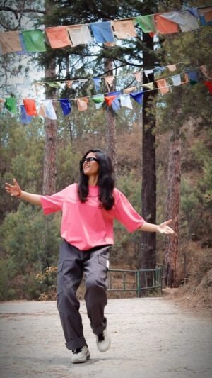 Jyoti Pilkhwal Instagram - 🙈💕
.
Dc- @sagar_thakur107 🫶
.
#jpians #jp_dancer #jyotipilkhwal #lost__girl__journeyy