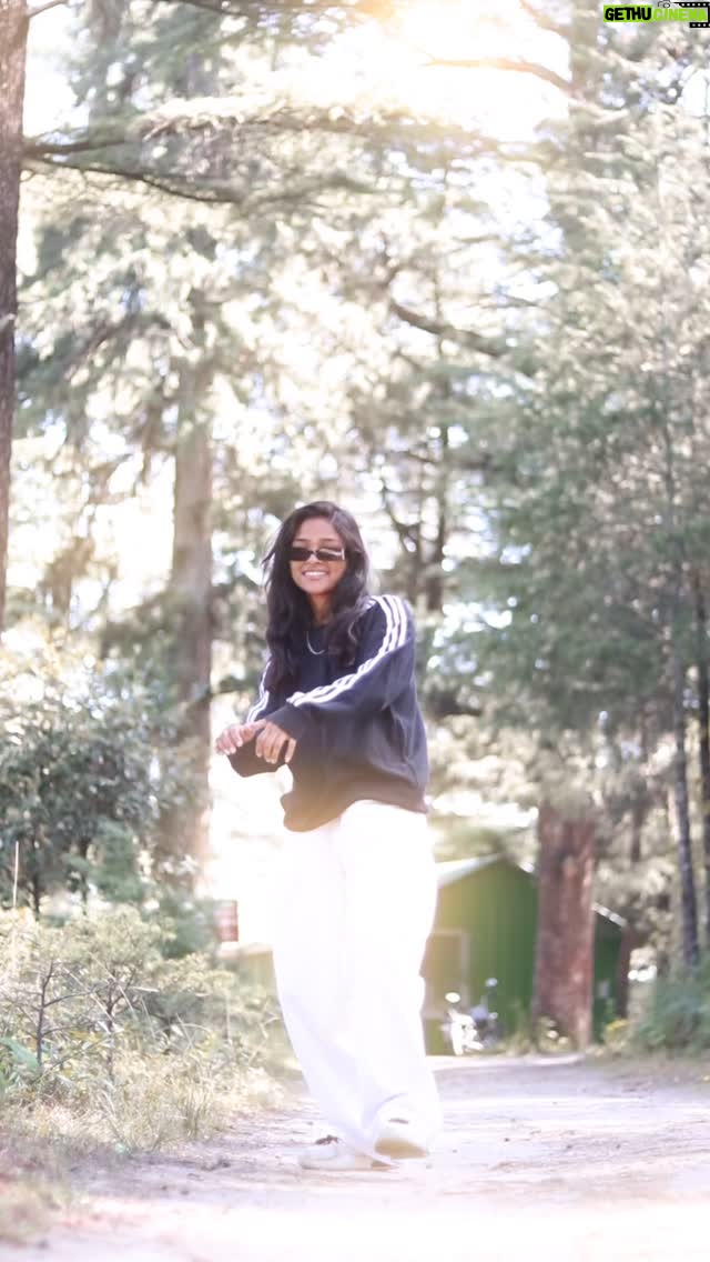 Jyoti Pilkhwal - 61.3K Likes - Hum Tumpe Marte Hai🙈😘♥️
.
#jpians #jp_dancer #jyotipilkhwal #lost__girl__journeyy