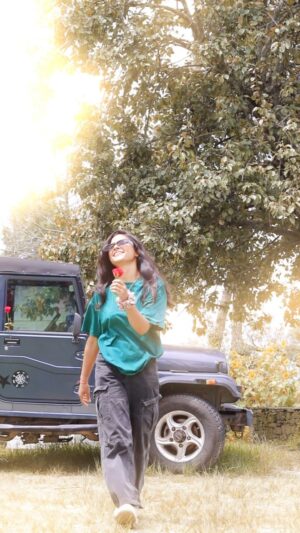 Jyoti Pilkhwal Instagram - Dil Ki Dhadkan😍
.
#jpians #jp_dancer #jyotipilkhwal #lost__girl__journeyy