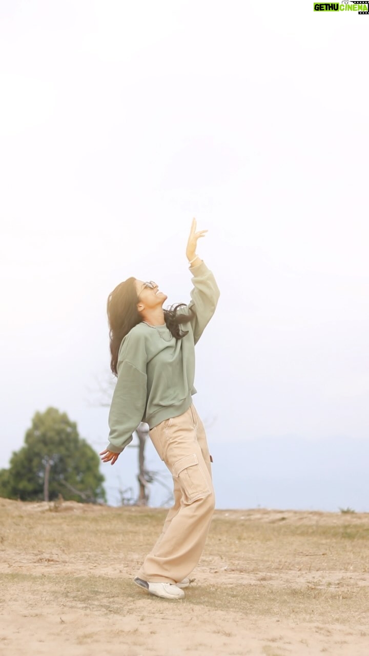 Jyoti Pilkhwal - 390.5K Likes - 🙈🥰
.
#jpians #jp_dancer #jyotipilkhwal #lost__girl__journeyy
