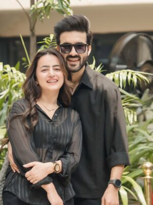 Jyotika Dilaik Instagram - Hum tere pyar me sara aalam kho baithe hain❤️ @jyotikadilaik #vedu ❤️
Ps. Birthday Bash @rohinidilaik
📷 @thesmartclicks
.
.
.
#jyotikaandrajat #ratika #rajatsharmavlogs #love #together #couplegoals #blacklove #jyotikadilaik #birthday