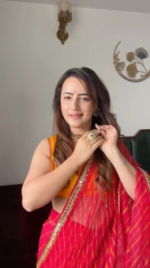 Jyotika Dilaik Instagram - Comment link for jewellery and saree
Saree love 🧡