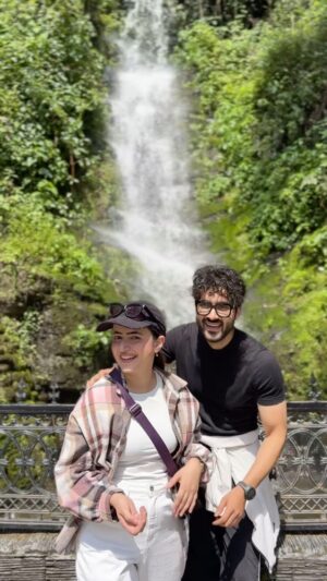 Jyotika Dilaik Instagram - 😊😊
.
.
.
#love #jyotikadilaik #jyotikaandrajat #beautiful #couplegoals #forever #jyotikadilaik #nature