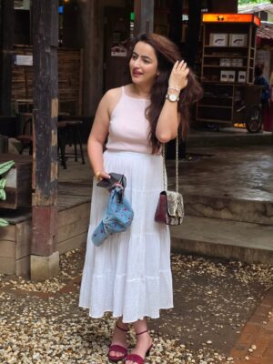 Jyotika Dilaik Instagram - Still thinking about the Thai food😋the markets, the day at Baan Kang Wat art village the stunning view 😍from Doi Suthep and how my heart was so full there!
From Bangkok’s city lights to Chiang Mai’s calm skies…✨
Thailand, I’m coming back soon😍
@tat_newdelhi #amazingthailand