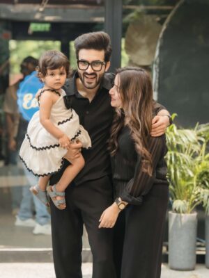 Jyotika Dilaik Instagram - Hum tere pyar me sara aalam kho baithe hain❤️ @jyotikadilaik #vedu ❤️
Ps. Birthday Bash @rohinidilaik
📷 @thesmartclicks
.
.
.
#jyotikaandrajat #ratika #rajatsharmavlogs #love #together #couplegoals #blacklove #jyotikadilaik #birthday