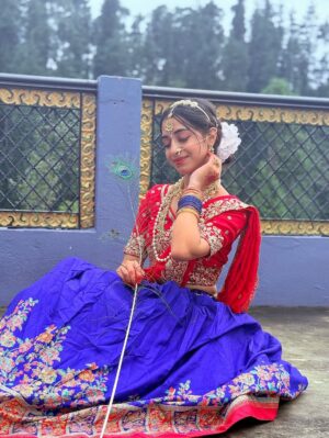 Kaamini Chaube Instagram - Radhe Radhe 🦚❤️🪷
.
.
.
.
.
.
.
.
.
.
.
.
.
.
.
#RadhaRani #RadheRadhe #DivineVibes #VrindavanVibes #RadhaKrishna #SpiritualVibes #RadhaAesthetic #EternalLove #photo #Look #makeup #IndianCulture #TraditionalVibes #RadhaKrishnaLove #DivineBeauty #EthnicVibes #RadhaPrem #DesiVibes #RadhaBhakti #CultureAndTradition #RadhaKrishnaForever