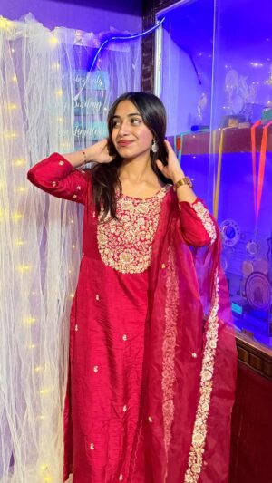 Kaamini Chaube Instagram - Link is in my Bio 🔗 Get ready with me for Shadi ❤️ 
.
.
.
.
.
.
.
.
.
.
.
.
.
.
.
.
.
#shorts #trending #minivlog #reels #shadi #wedding #viral #ready #viral