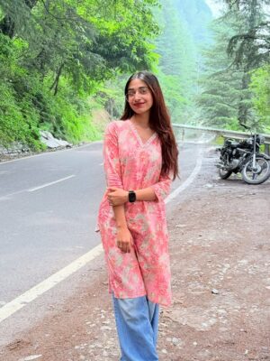 Kaamini Chaube Instagram - Somewhere between the pines and my playlist 🎶🌲
.
.
.
.
.
.
.
.
.
.
.
#RoadTripMood #lohaghat #NatureVibes #MountainMagic #posts #pine #photo #photoshoot