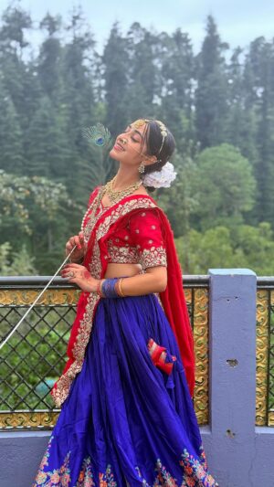 Kaamini Chaube Instagram - Radha kese na Jale ❤️ 
.
.
.
.
.
.
.
.
.
.
.
.
.
.
.
.
.
.
.
.
#reels #trending #dance #viral