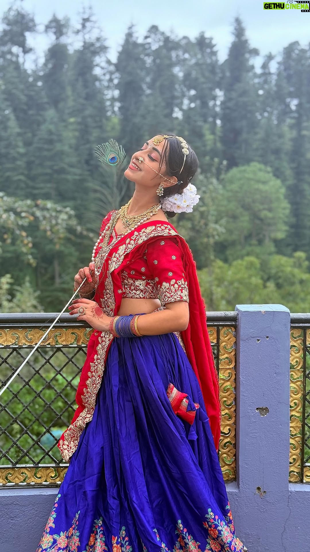 Kaamini Chaube - 111.3K Likes - Radha kese na Jale ❤️ 
.
.
.
.
.
.
.
.
.
.
.
.
.
.
.
.
.
.
.
.
#reels #trending #dance #viral